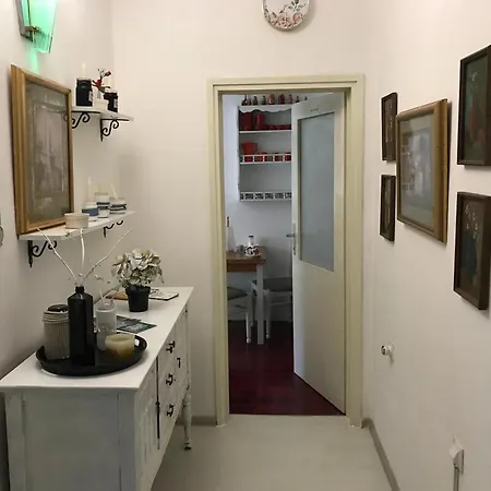 Prenociste Chardak 3* Tuzla