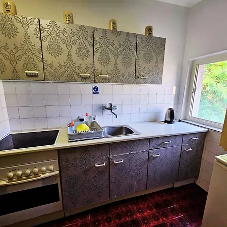 Guest house Prenociste Chardak