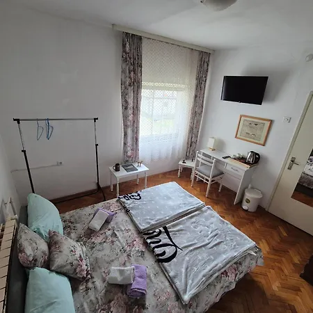 Prenociste Chardak Tuzla